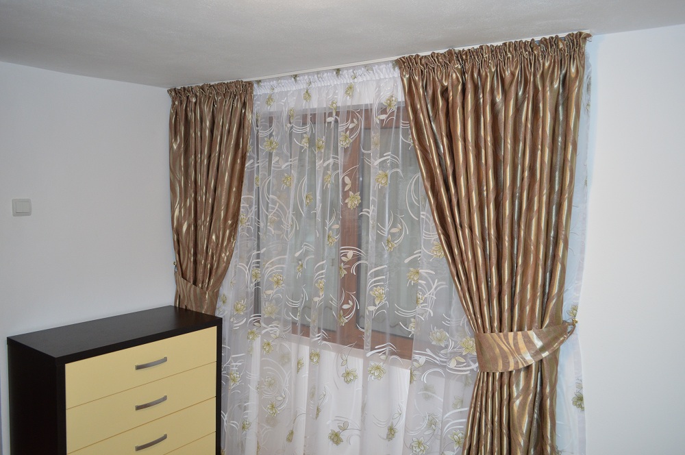Perdele și draperii pentru dormitor 58