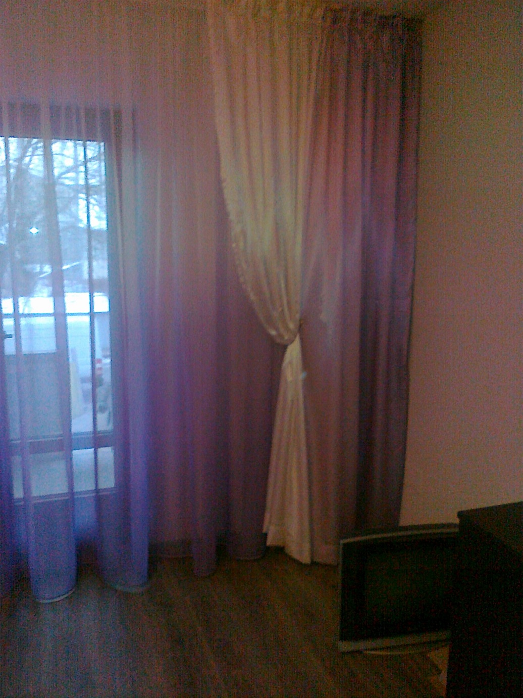 Perdele și draperii pentru dormitor 4