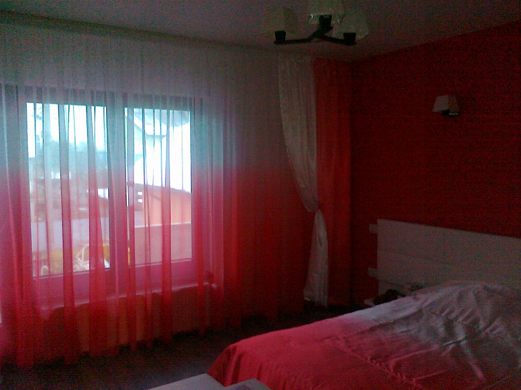 Perdele și draperii pentru dormitor 2