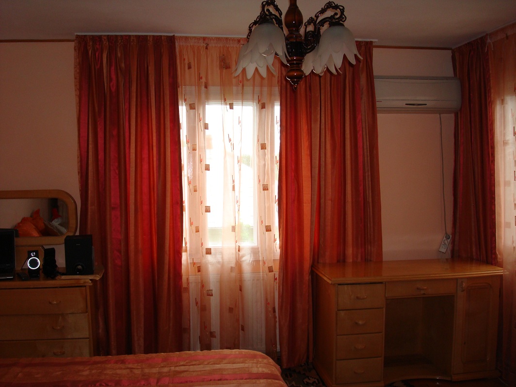 Perdele și draperii pentru dormitor 15