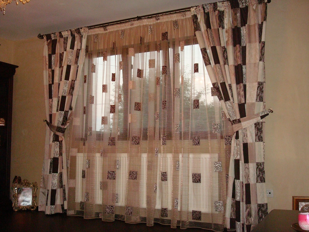 Perdele și draperii pentru dormitor 25